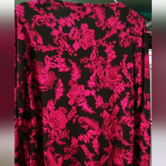 Shirt - Picture 2 of 4